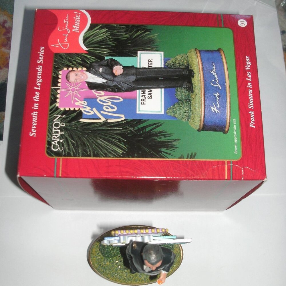 2001 CARLTON HEIRLOOM FRANK SINATRA IN LAS VEGAS MUSICAL ORNAMENT with BOX WORKS